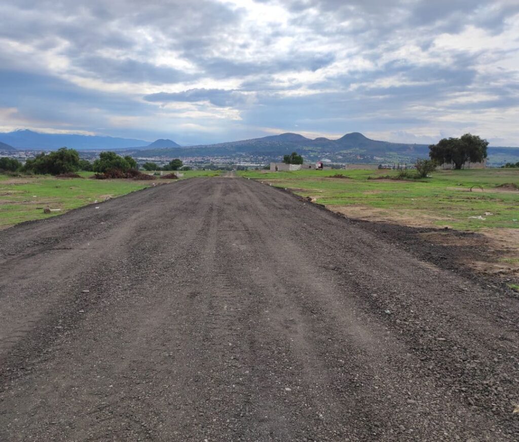 Camino de terrenos Ixtapaluca